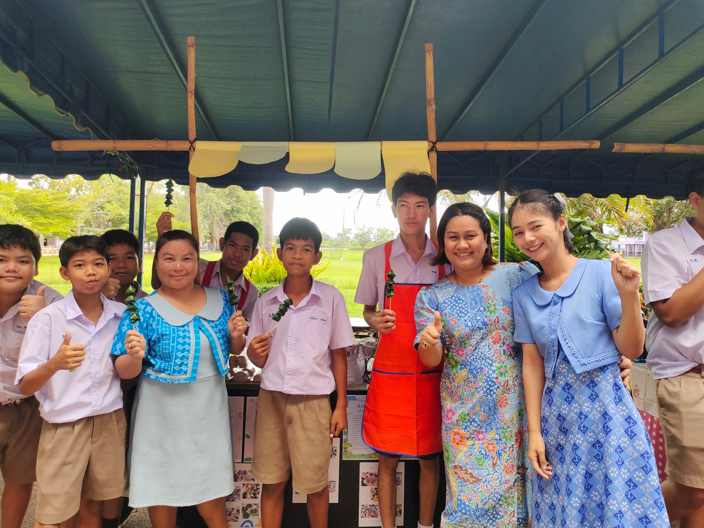 ผู้บริหารให้กำลังใจ